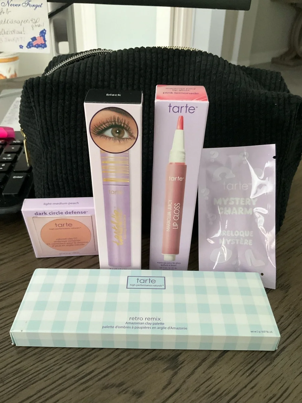 Tarte make up set with black make up case NWT